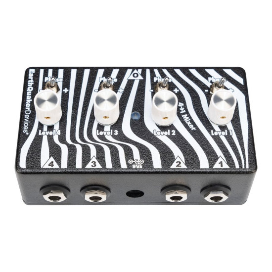 EarthQuaker Devices - Four to One Mixer EarthQuaker Devices - Four to One Mixer