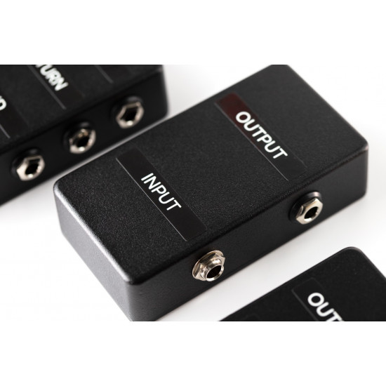 2 WAY PEDALBOARD PATCHBAY - MONO IN, MONO OUT 2 WAY PEDALBOARD PATCHBAY - MONO IN, MONO OUT